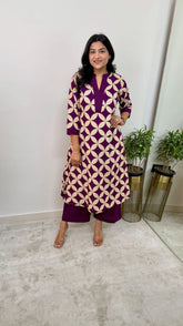 💜 New Design Launch 💜
*Pure Cotton Kurta Pant plazo in Beautiful Floral Prints. Must Have in Your Wardrobe For Your Daily Wear Office Wear*